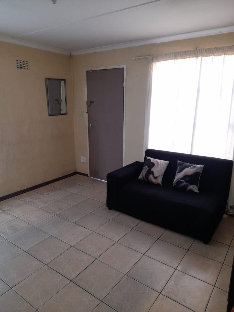  Bedroom Property for Sale in Portlands Western Cape